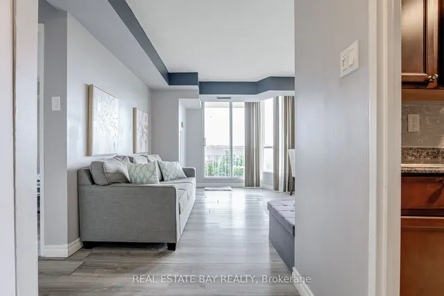 Additional image 5 of 3077 Weston Rd Unit 612