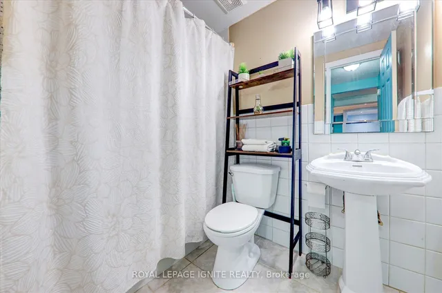 Additional image 33 of 109 Crittenden Sq