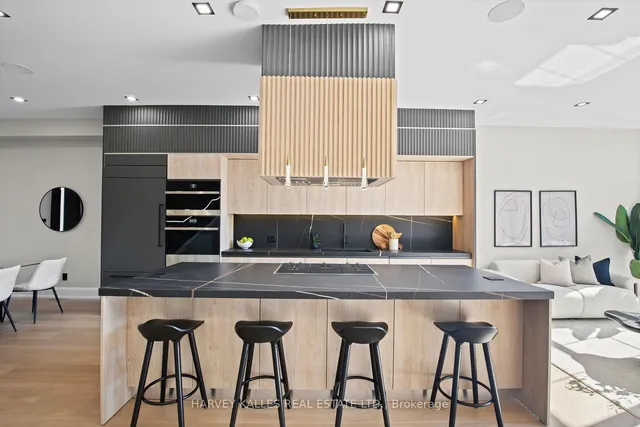 Additional image 10 of 174 Lisgar St