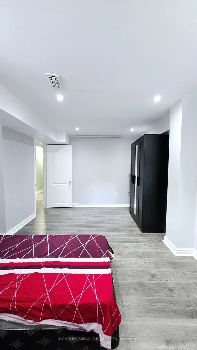 Additional image 13 of 33 Atira Ave