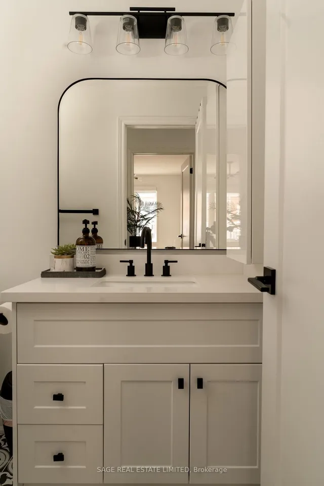 Additional image 21 of 35 Massey St Unit 4