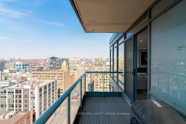 Additional image 14 of 438 King St Unit 1904