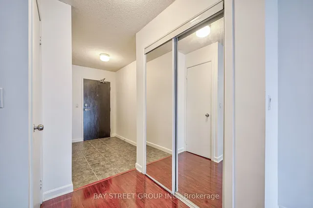 Additional image 6 of 8 Park Rd Unit 2016