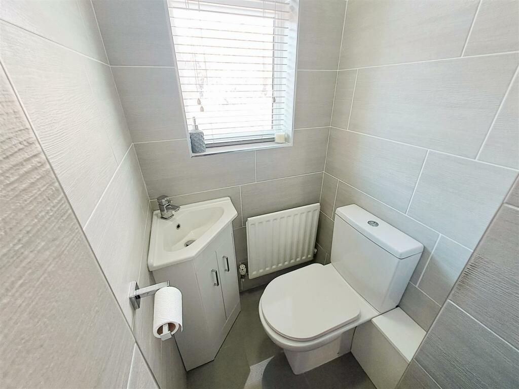 Additional image 10 of Kingfisher Close, Sheldon, Birmingham