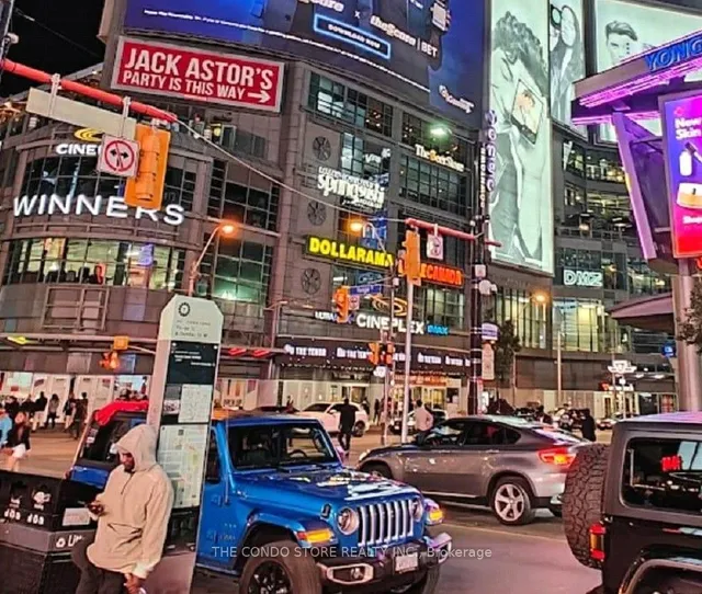 Additional image 18 of 633 Bay St Unit 708