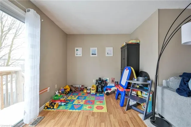 Additional image 15 of 205 Highland Cres Unit 12