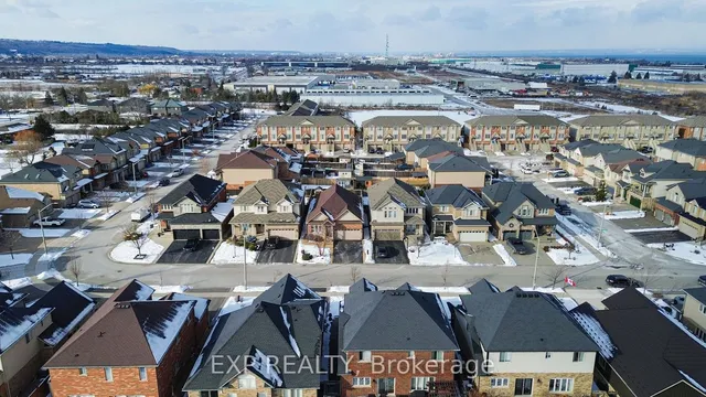 Additional image 33 of 131 Escarpment Dr