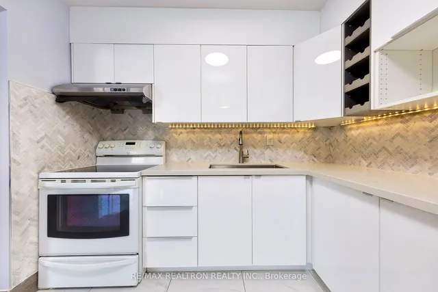 Additional image 5 of 380 Dixon Rd Unit 1805