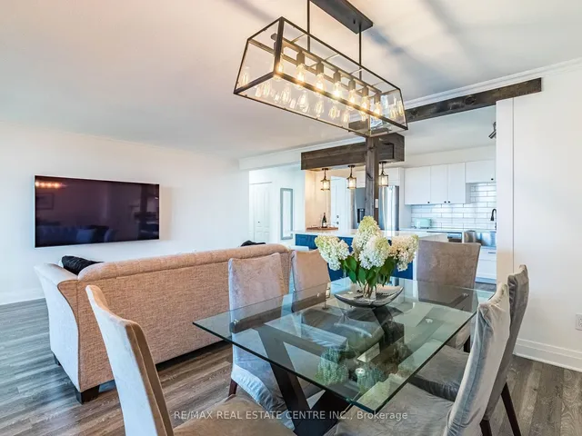 Additional image 16 of 716 The West Mall Unit 1111