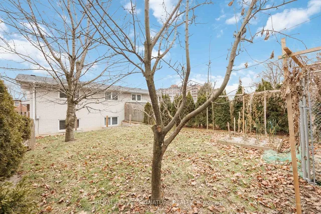 Additional image 35 of 41 Dixington Cres