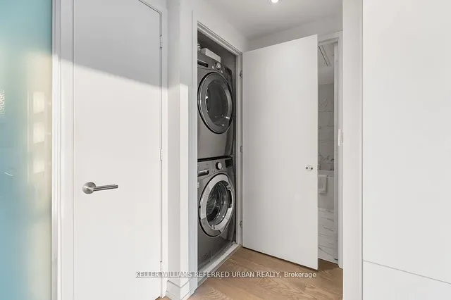 Additional image 15 of 161 Roehampton Ave Unit 4102