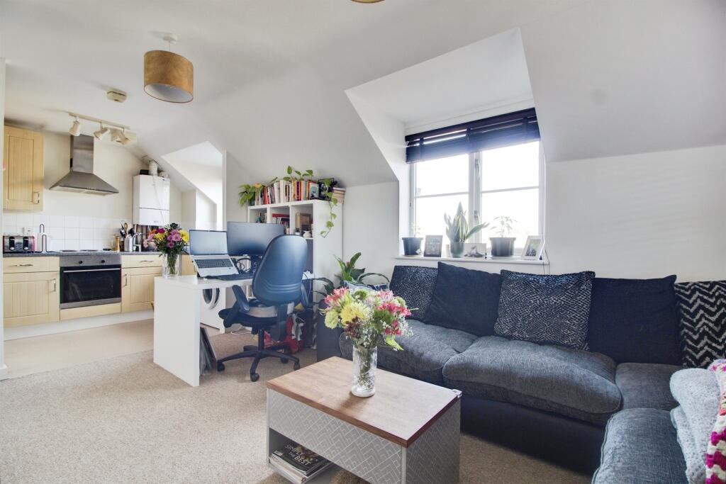 Additional image 5 of Maidensfield, Welwyn Garden City