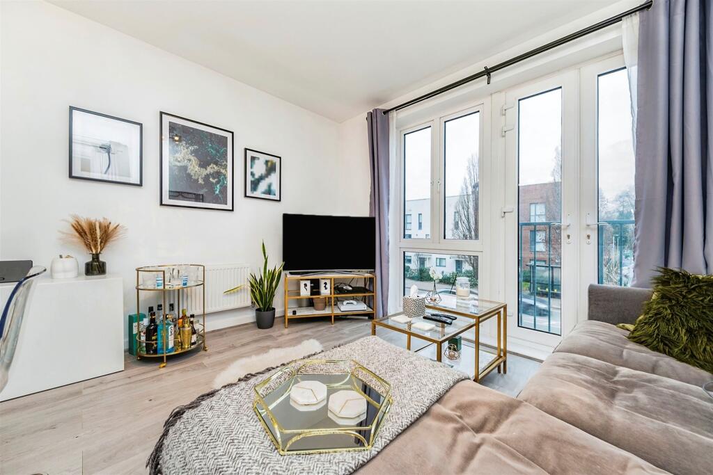 Additional image 4 of Broadwater Road, Welwyn Garden City
