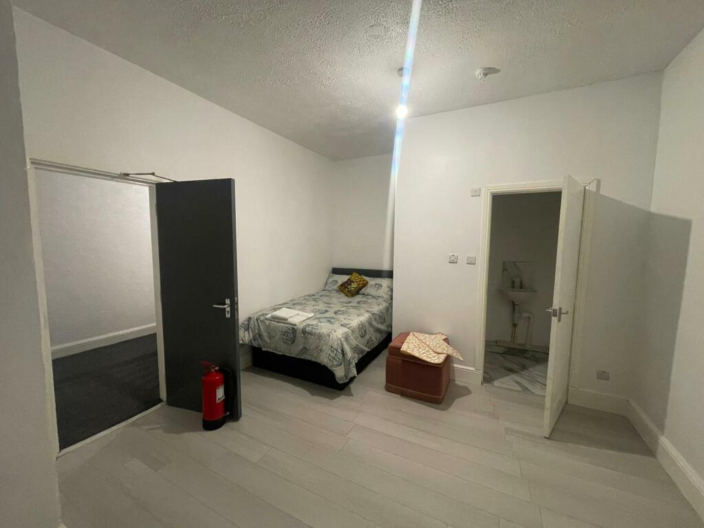 Additional image 46 of Birmingham Road, Marlbrook