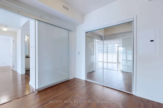 Additional image 21 of 14 York St Unit 2401