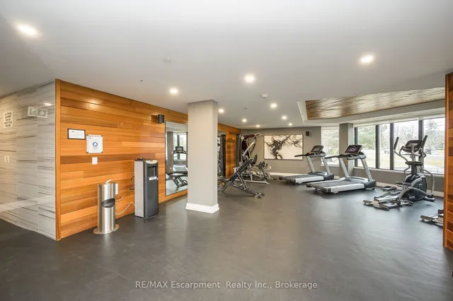 Additional image 9 of 320 PLAINS Rd Unit 220