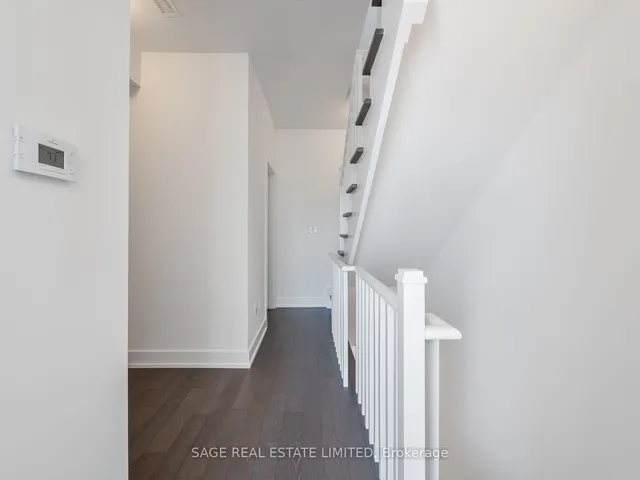 Additional image 13 of 1183 Dufferin St Unit 114