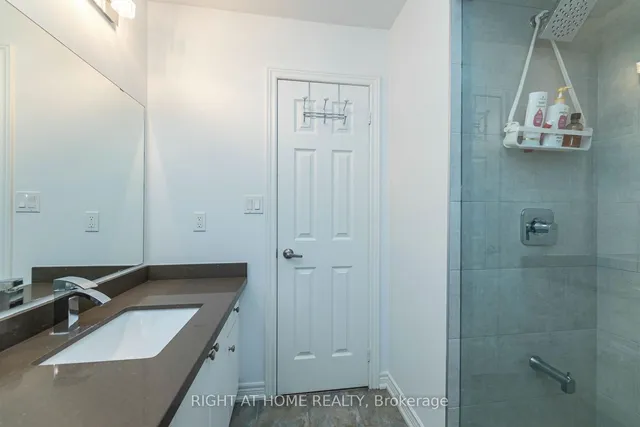 Additional image 31 of 34 Horsham Ave