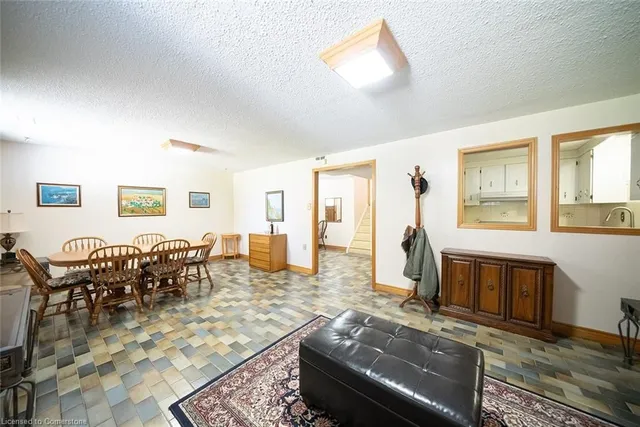 Additional image 21 of 783 Lawrence Rd