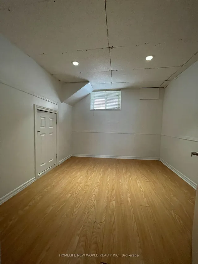 Additional image 13 of 295 Fennell Ave