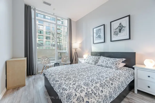 Additional image 12 of 231 Fort York Blvd Unit 122