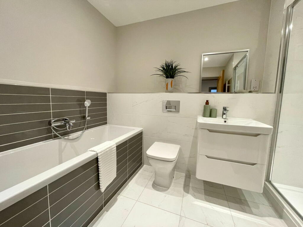 Additional image 3 of OAK TREE PLACE - New Apartments