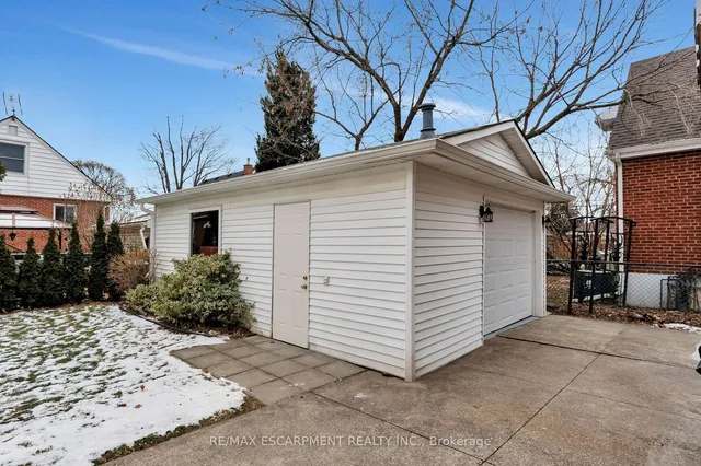 Additional image 6 of 131 East 42nd St