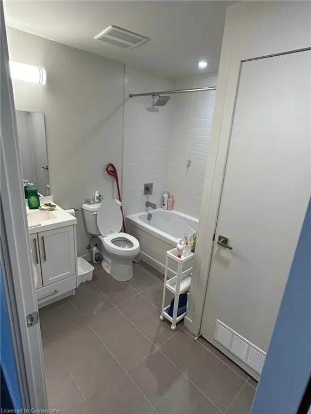 Additional image 15 of 2081 Fairview St Unit 2005