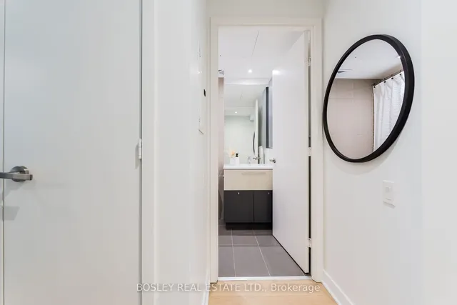 Additional image 21 of 15 Grenville St Unit 1206