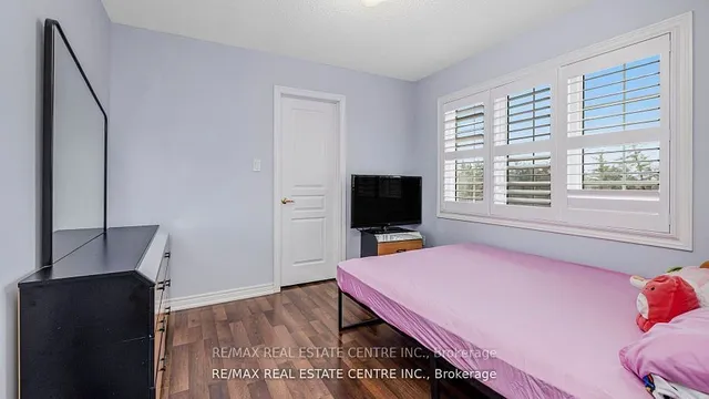 Additional image 21 of 1 Sage Meadow Cres