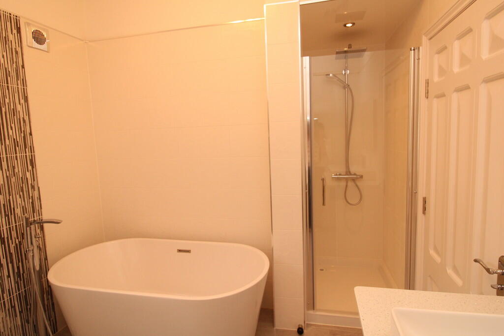 Additional image 26 of 49 Lee Crescent