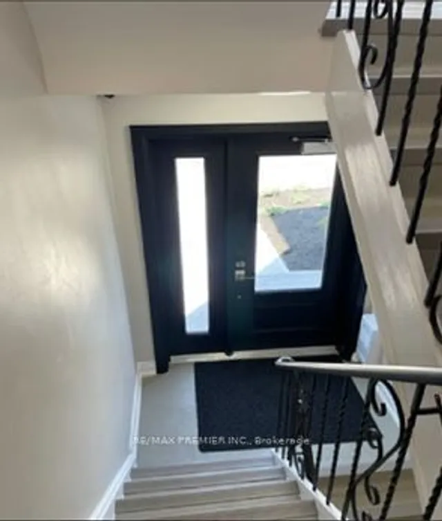 Additional image 2 of 391 Royal York Rd