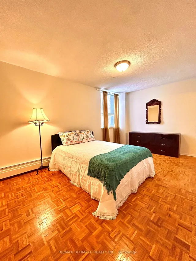 Additional image 7 of 151 La Rose Ave Unit 409