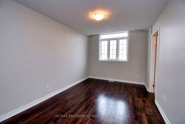 Additional image 19 of 55 Madonna Dr Unit 16