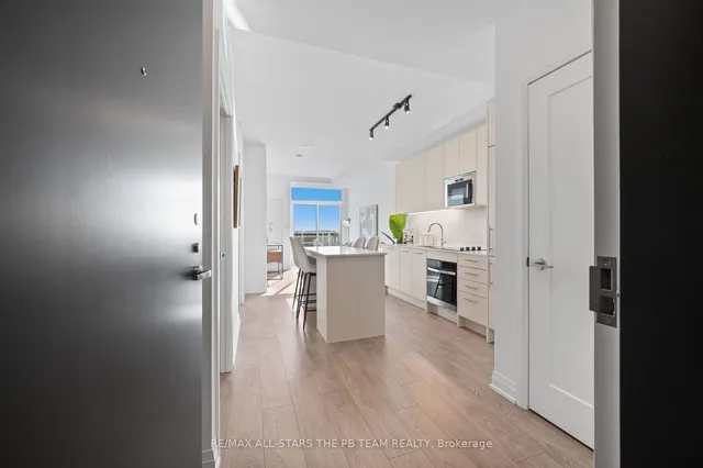 Additional image 8 of 286 Main St Unit 714