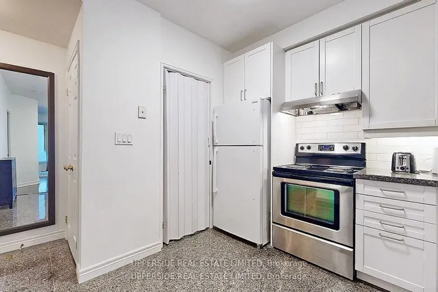 Additional image 3 of 55 Bloor St Unit 901