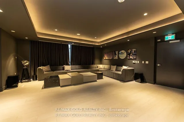 Additional image 36 of 10 Gibbs St Unit 621