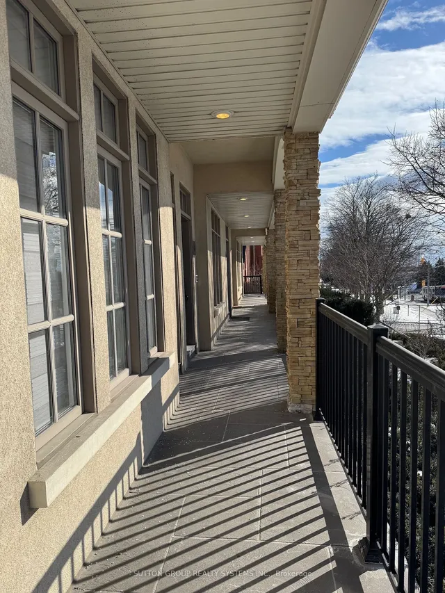 Additional image 2 of 3071 Cawthra Rd Unit 2