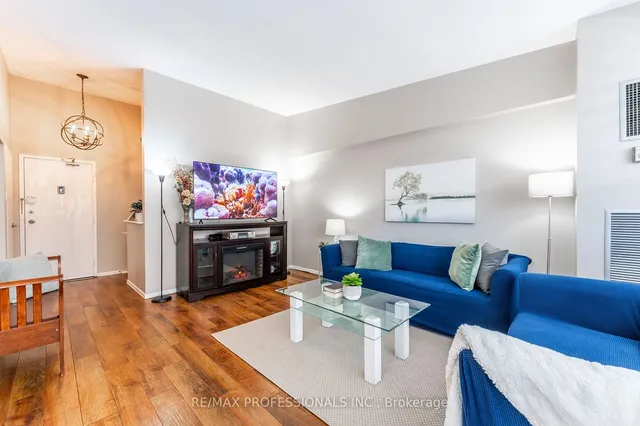 Additional image 11 of 4064 Lawrence Ave Unit 515