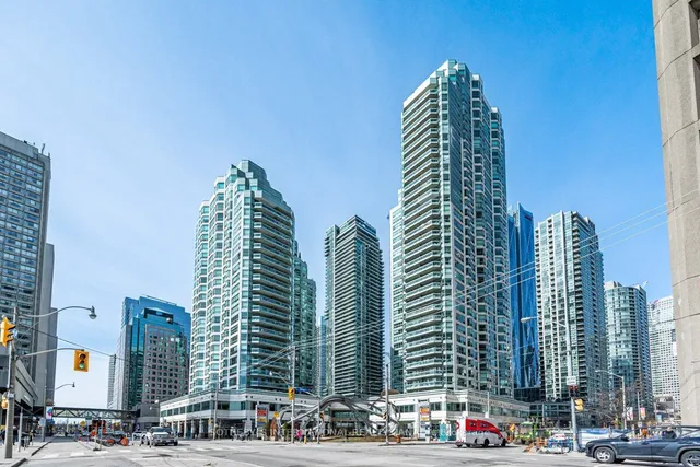10 Queens Quay Unit 2305