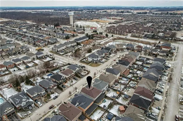 Additional image 33 of 63 Fowler Dr