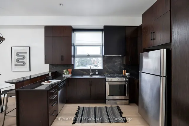 Additional image 6 of 235 Medland St Unit 207