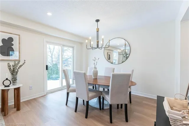 Additional image 12 of 29 Featherwood Cres