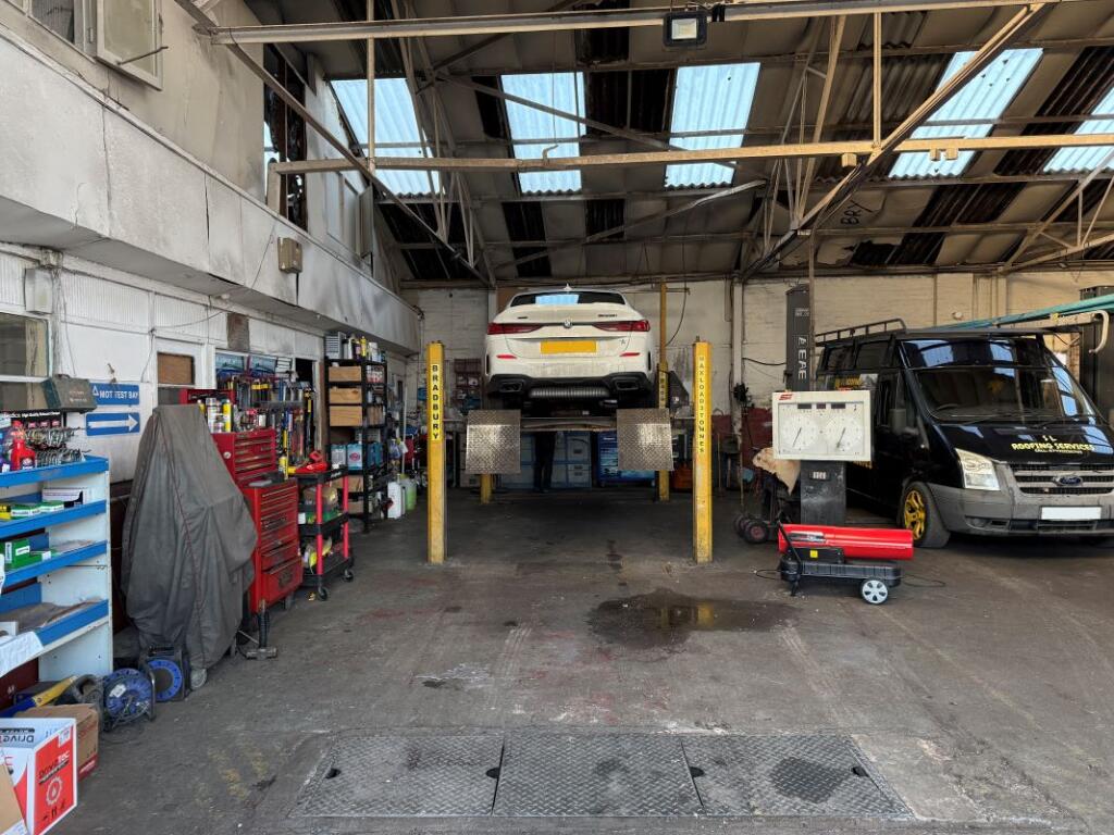 Additional image 6 of 278-280 Bearwood Road, Smethwick, B66 4HT