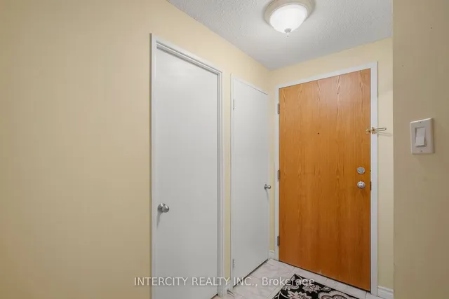 Additional image 4 of 61 Markbrook Lane Unit PH3