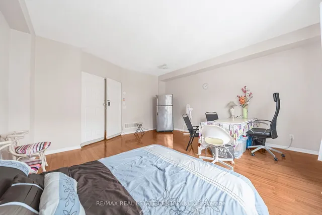 Additional image 14 of 103 Cedar Lake Cres