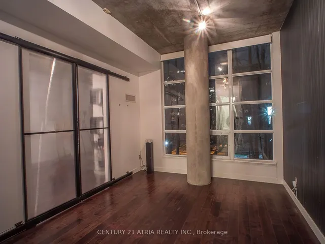 Additional image 2 of 19 Brant St Unit 306