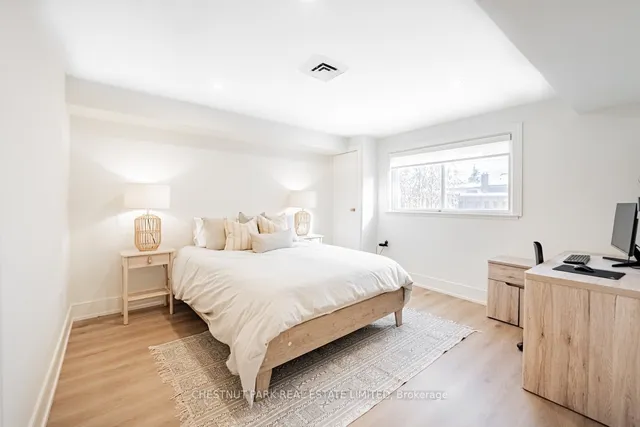 Additional image 29 of 1576 Kerns Rd Unit 2