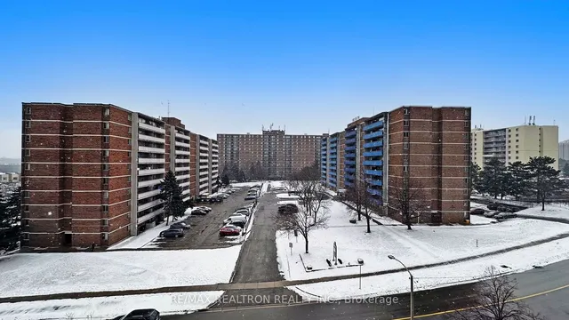 Additional image 32 of 2 Glamorgan Ave Unit 605