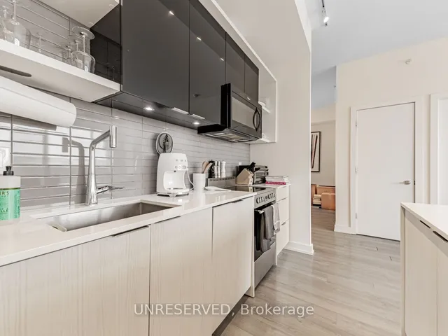 Additional image 9 of 6 Parkwood Ave Unit 811